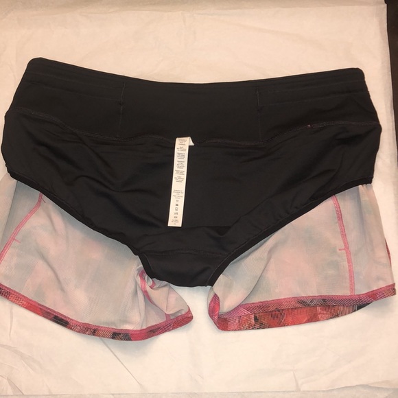 Lululemon 4” Speed Up Shorts in Sun Dazed Multi Pink/Super Dark, EUC. Size 10. - Picture 10 of 14